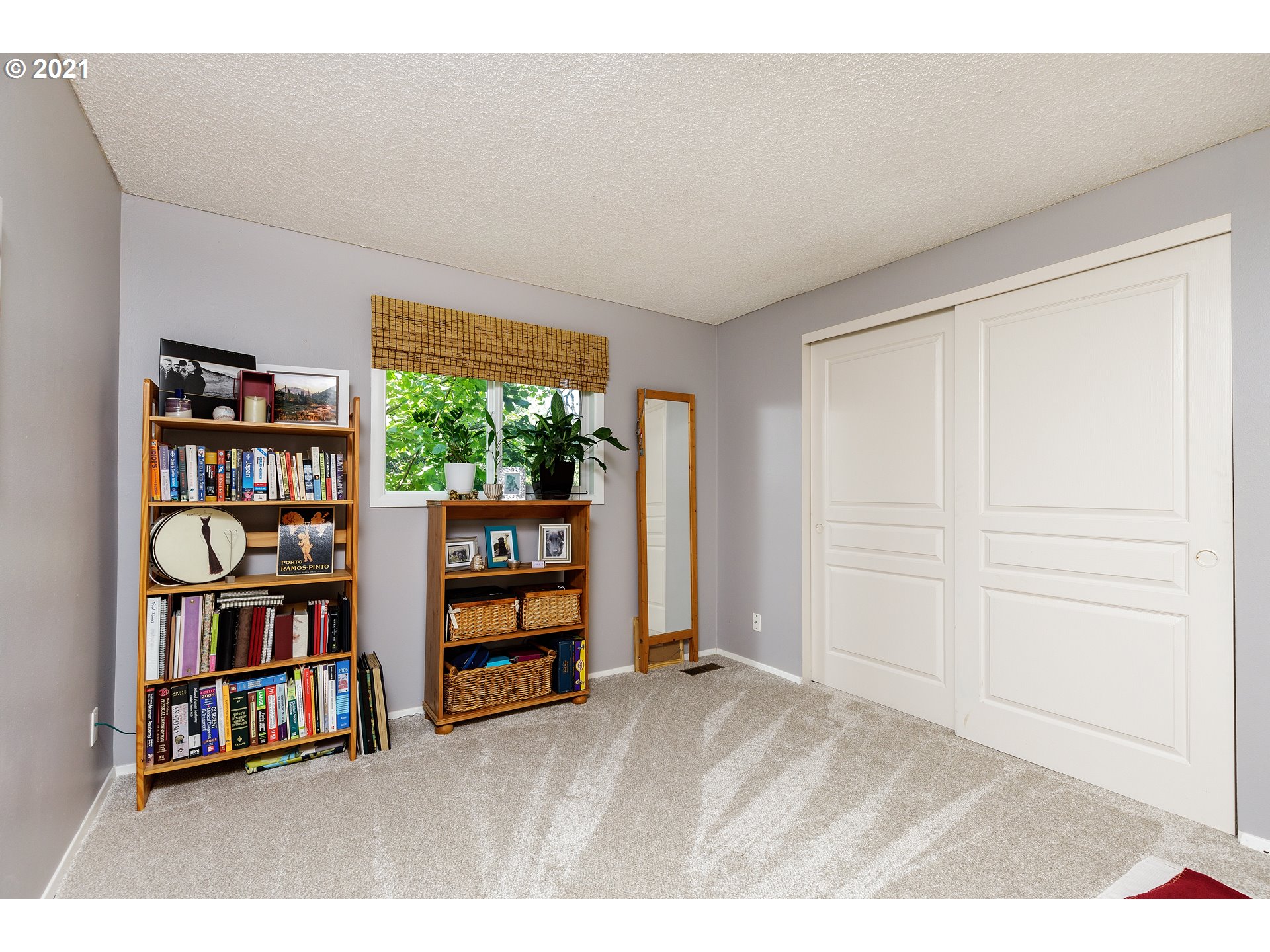 4226 Southwest Garden Home Road Portland, OR 97219 - Photo 16 of 24 Gallery Image 16