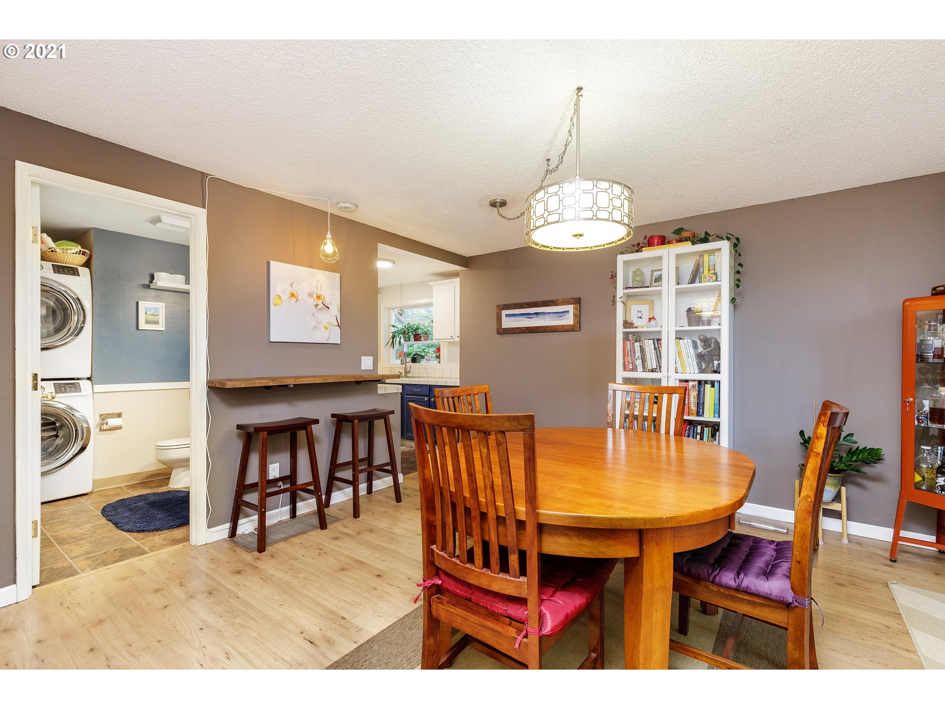 4226 Southwest Garden Home Road Portland, OR 97219 - Photo 10 of 24 Gallery Image 10