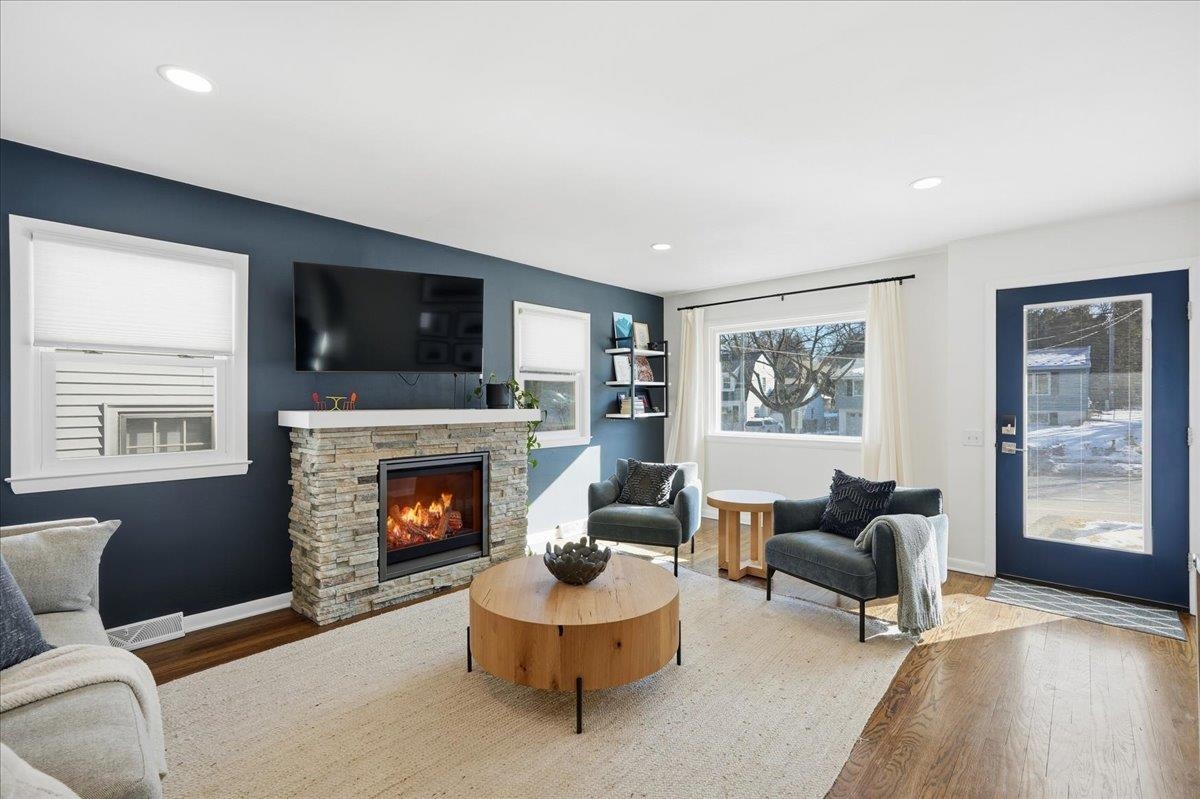 3714 Odana Road Madison, WI 53711 - Photo 8 of 40