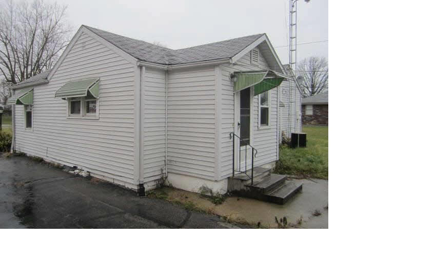 102 South Claypool Road Muncie, IN 47303 - Photo 6 of 7