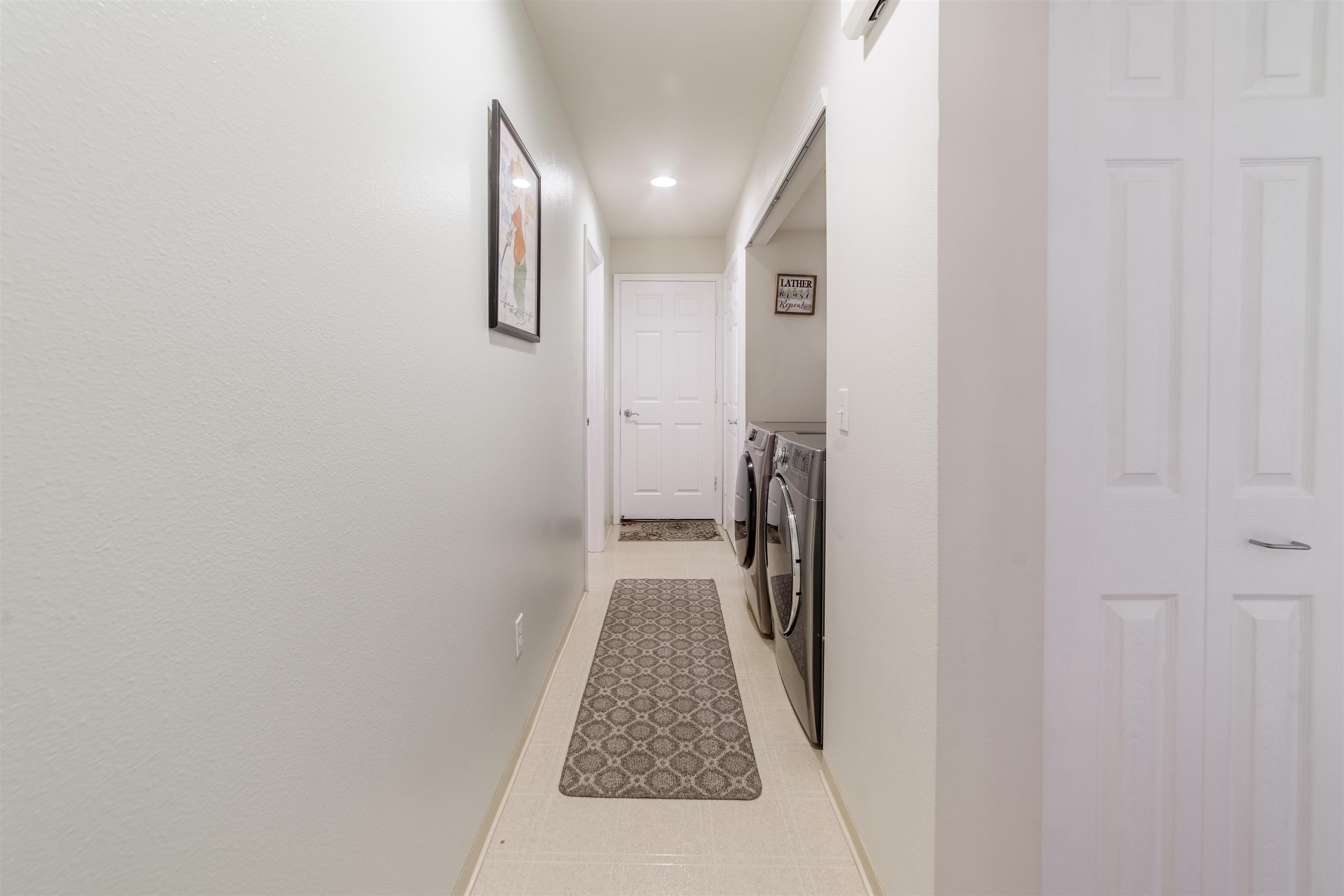 121 Molehulehu Loop Kahului, HI 96732 - Photo 24 of 43 a view of gallery