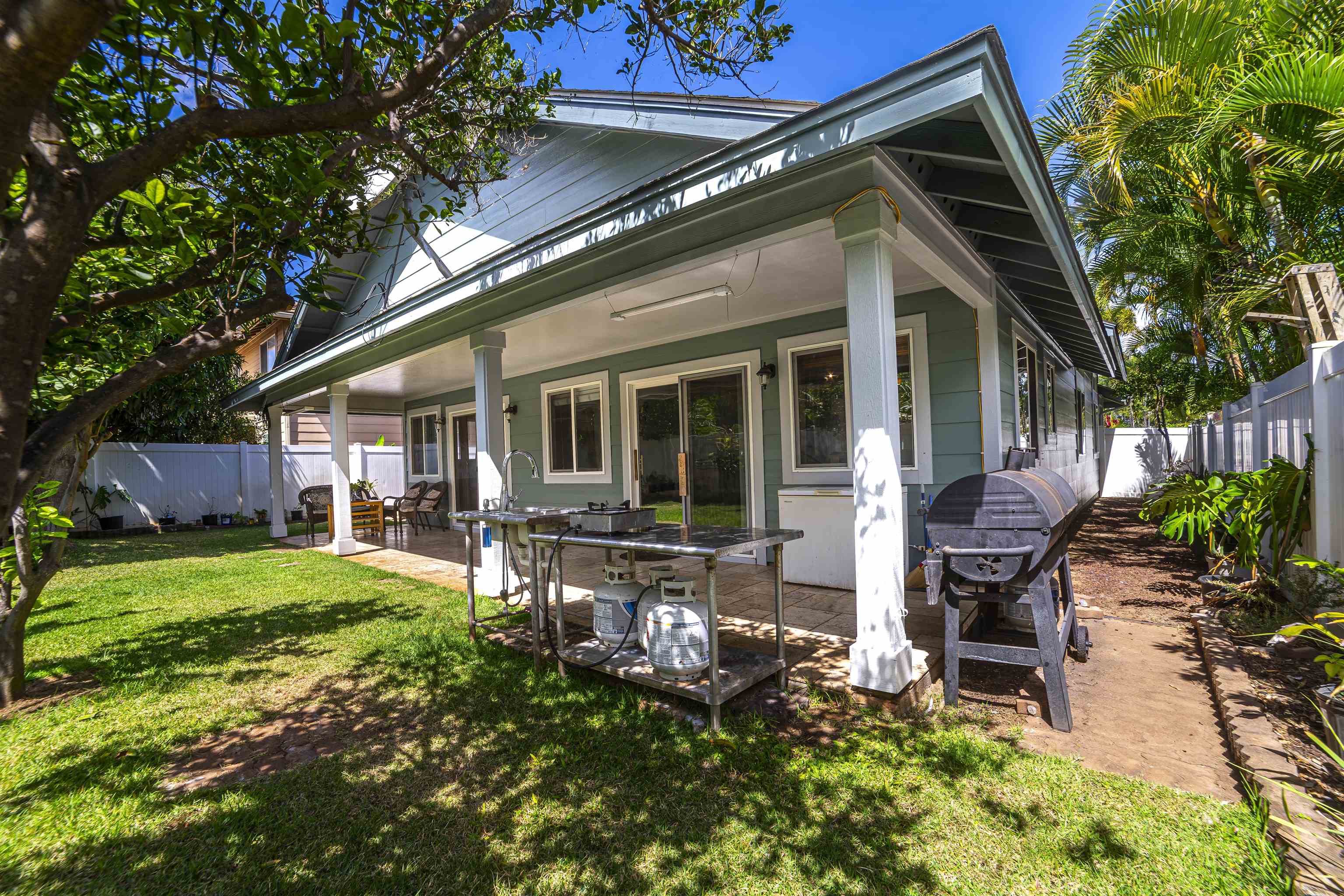 121 Molehulehu Loop Kahului, HI 96732 - Photo 38 of 43 a view of a house with backyard sitting area and garden