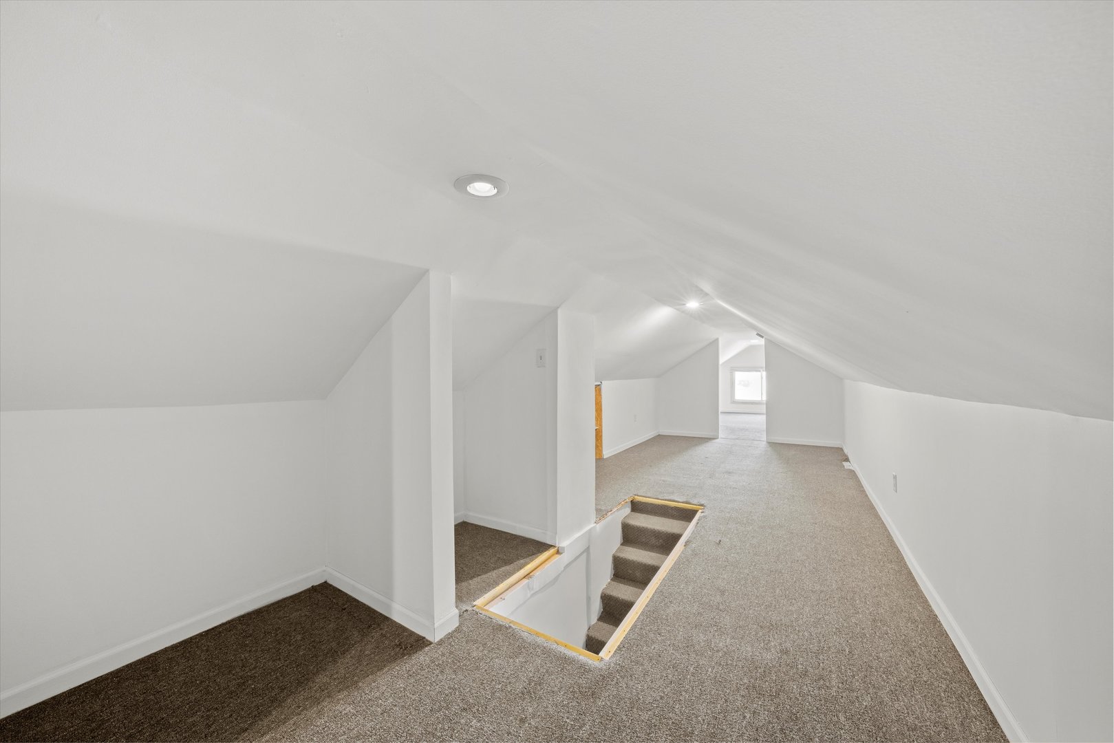 607 North 9th Avenue Maywood, IL 60153 - Photo 28 of 47