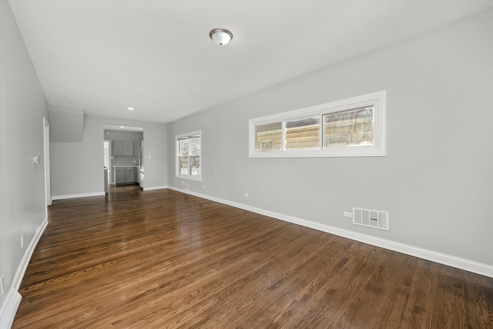 607 North 9th Avenue Maywood, IL 60153 - Photo 6 of 47