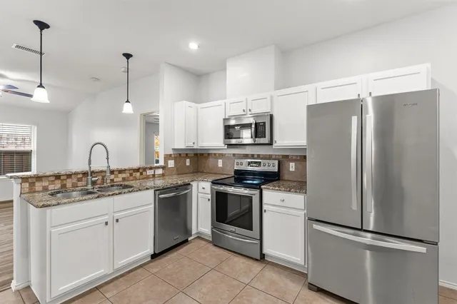 $2,455 | 4333 Onyx Drive, Carrollton, TX 75010