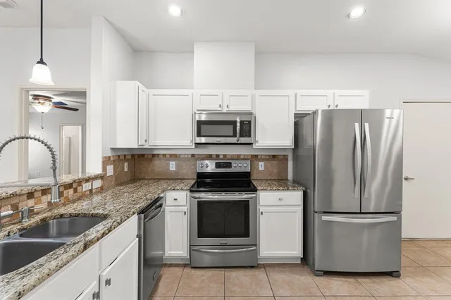 $2,455 | 4333 Onyx Drive, Carrollton, TX 75010