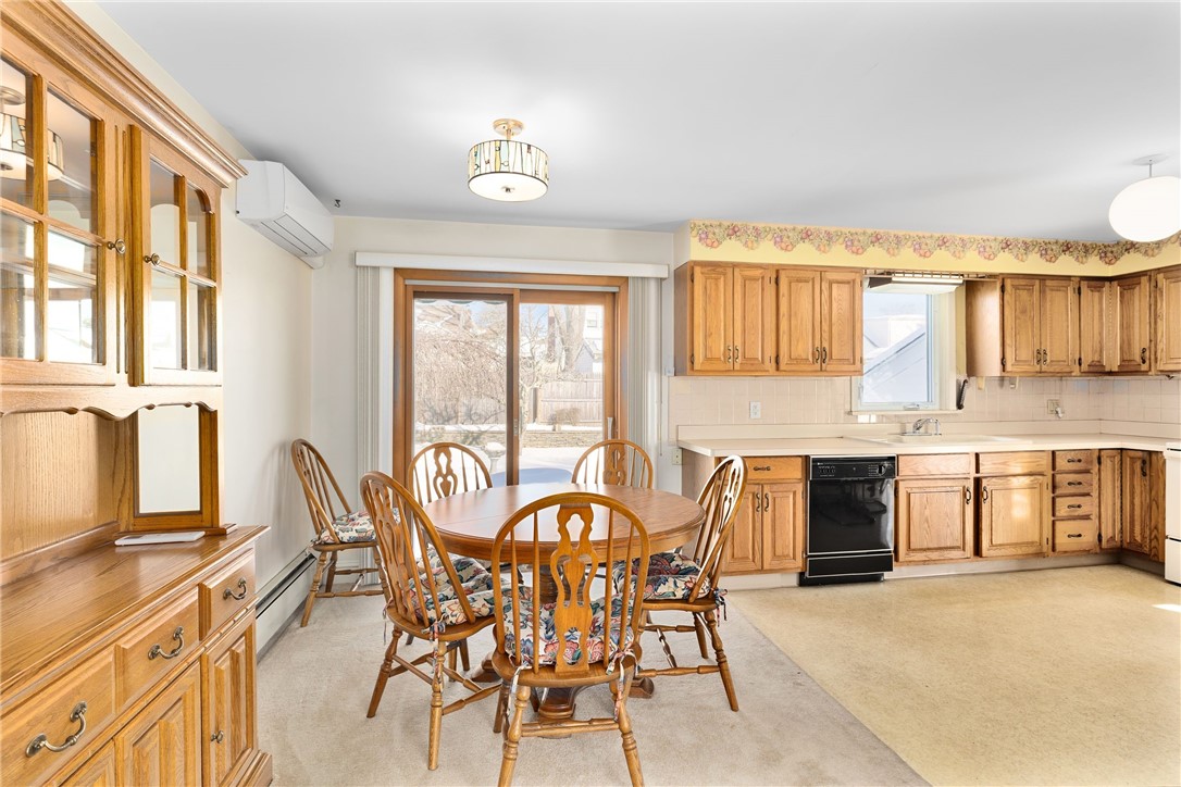 106 Wannamoisett Road East Providence, RI 02914 - Photo 14 of 32