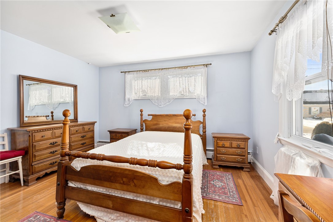 106 Wannamoisett Road East Providence, RI 02914 - Photo 23 of 32