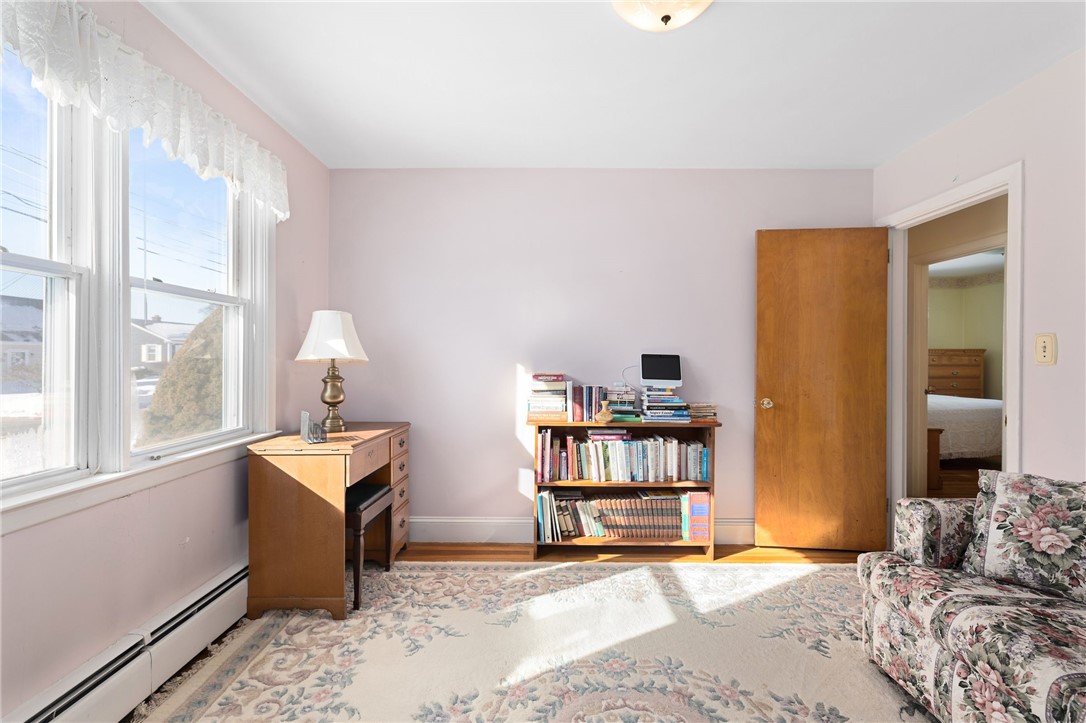 106 Wannamoisett Road East Providence, RI 02914 - Photo 28 of 32