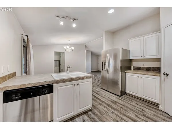 $163,000 | 1111 Southeast 3rd Avenue, Unit 15, Canby, OR 97013