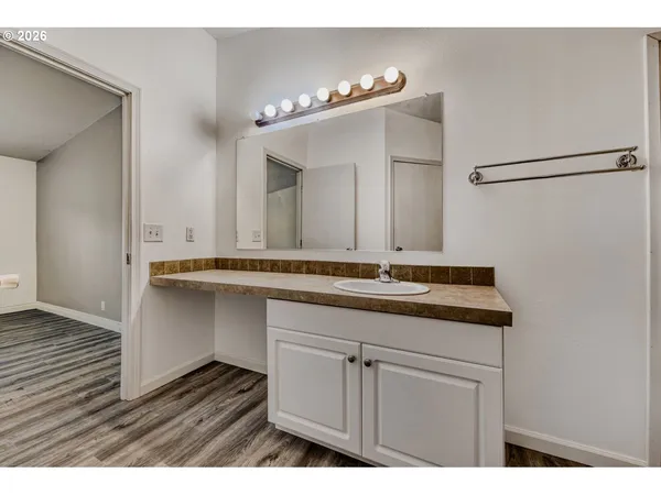 $163,000 | 1111 Southeast 3rd Avenue, Unit 15, Canby, OR 97013