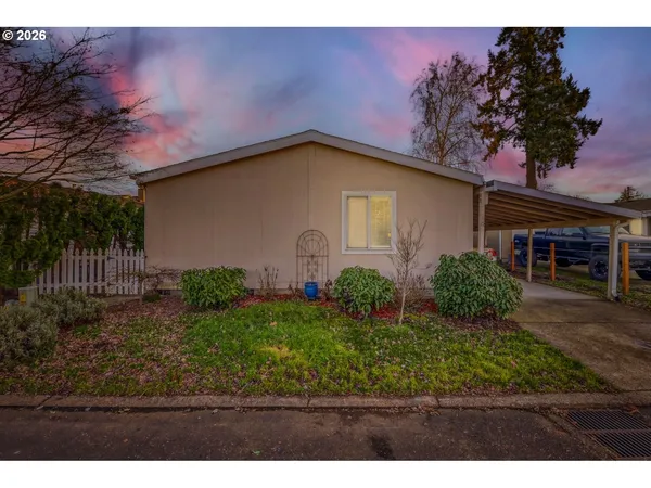 $163,000 | 1111 Southeast 3rd Avenue, Unit 15, Canby, OR 97013