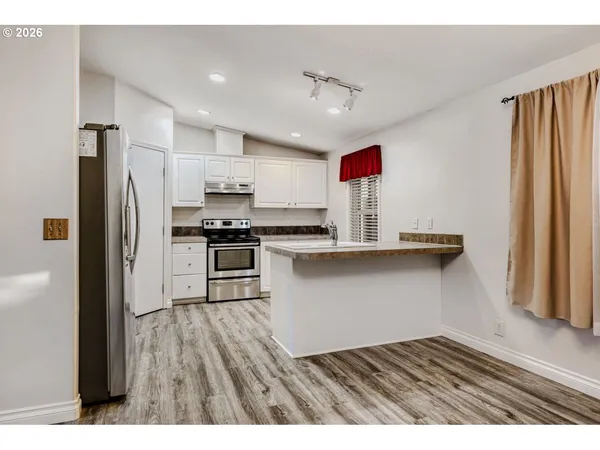 $163,000 | 1111 Southeast 3rd Avenue, Unit 15, Canby, OR 97013