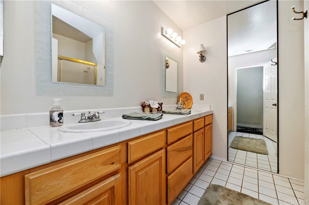 6221 Claridge Drive Riverside, CA 92506 - Photo 21 of 34