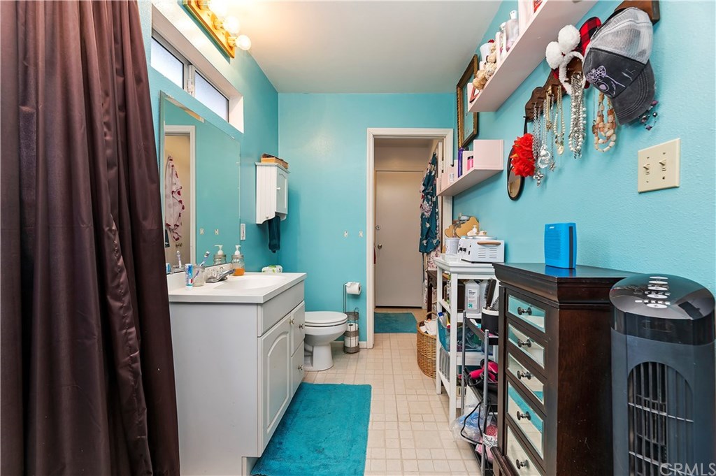 6221 Claridge Drive Riverside, CA 92506 - Photo 25 of 34