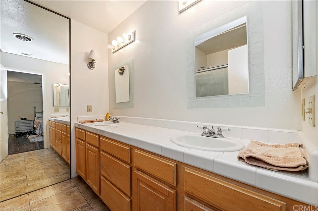 6221 Claridge Drive Riverside, CA 92506 - Photo 28 of 34