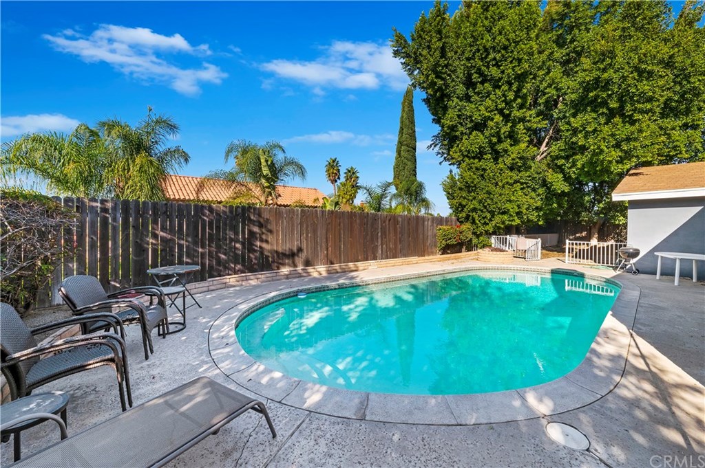 6221 Claridge Drive Riverside, CA 92506 - Photo 29 of 34