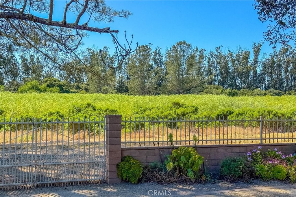 3155 Manley Drive Lompoc, CA 93436 - Photo 7 of 47