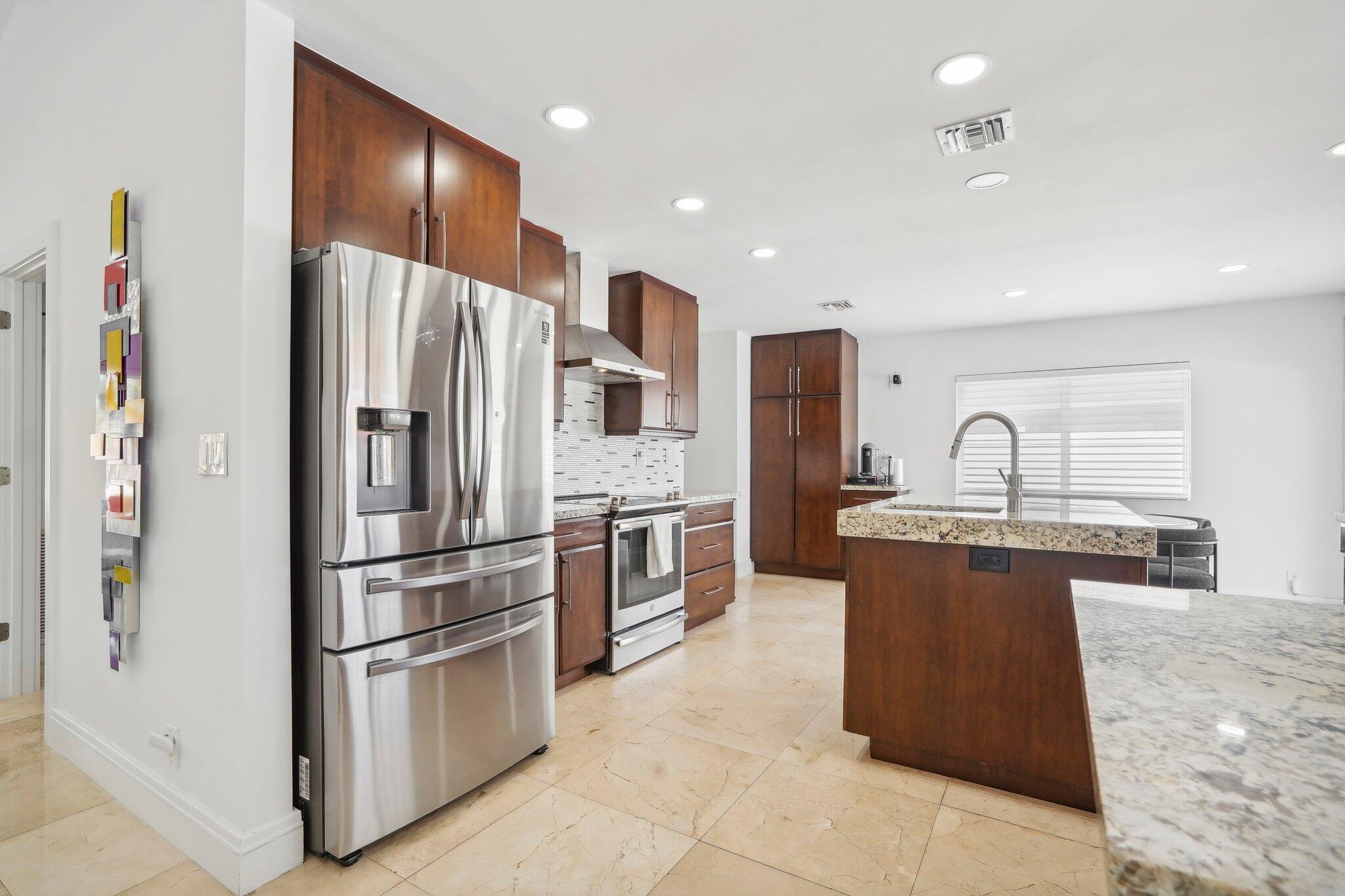 21830 Banyanwood Road Boca Raton, FL 33433 - Photo 6 of 18 beyc67f6a22b9da6b