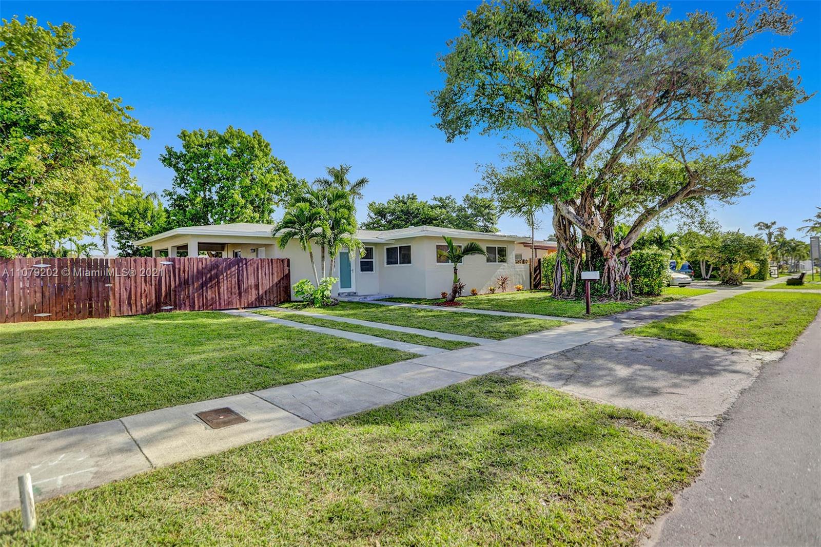 9611 Holiday Road Cutler Bay, FL 33157 - Photo 1 of 28 Gallery Image 1