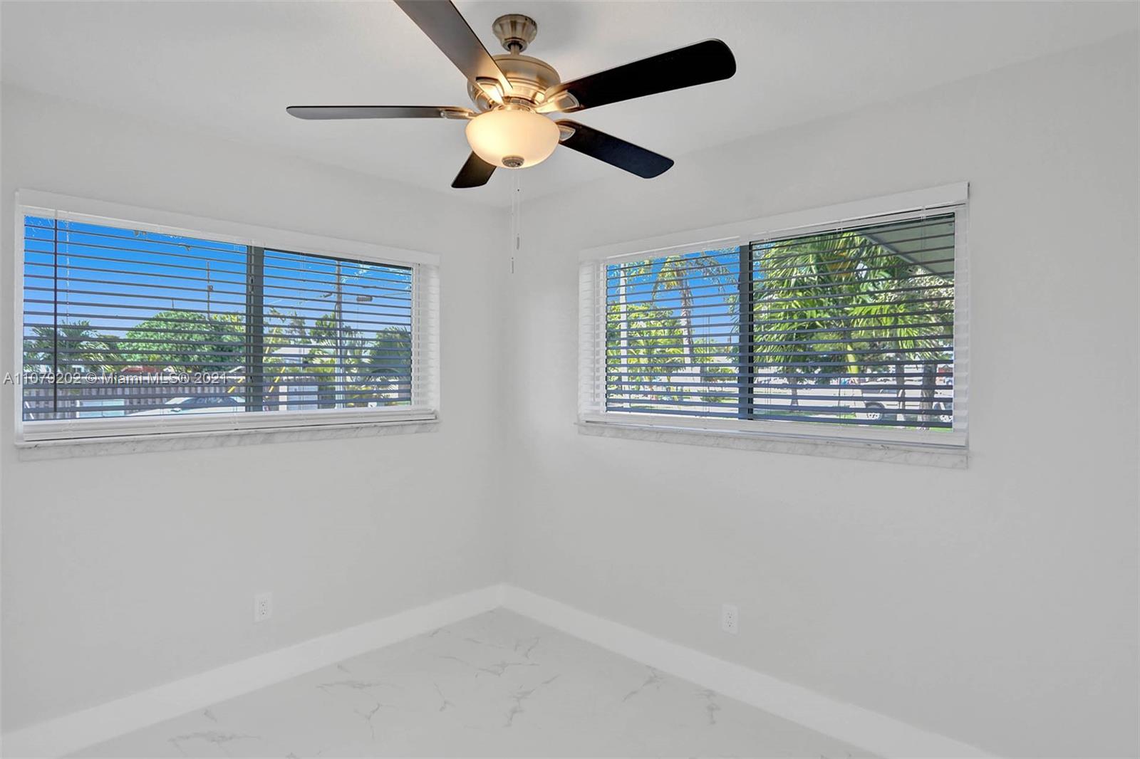 9611 Holiday Road Cutler Bay, FL 33157 - Photo 21 of 28 Gallery Image 21