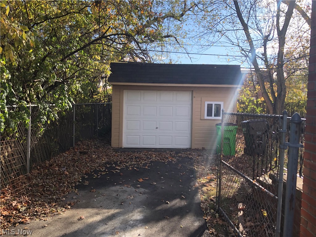 4158 Lambert Road South Euclid, OH 44121 - Photo 29 of 29