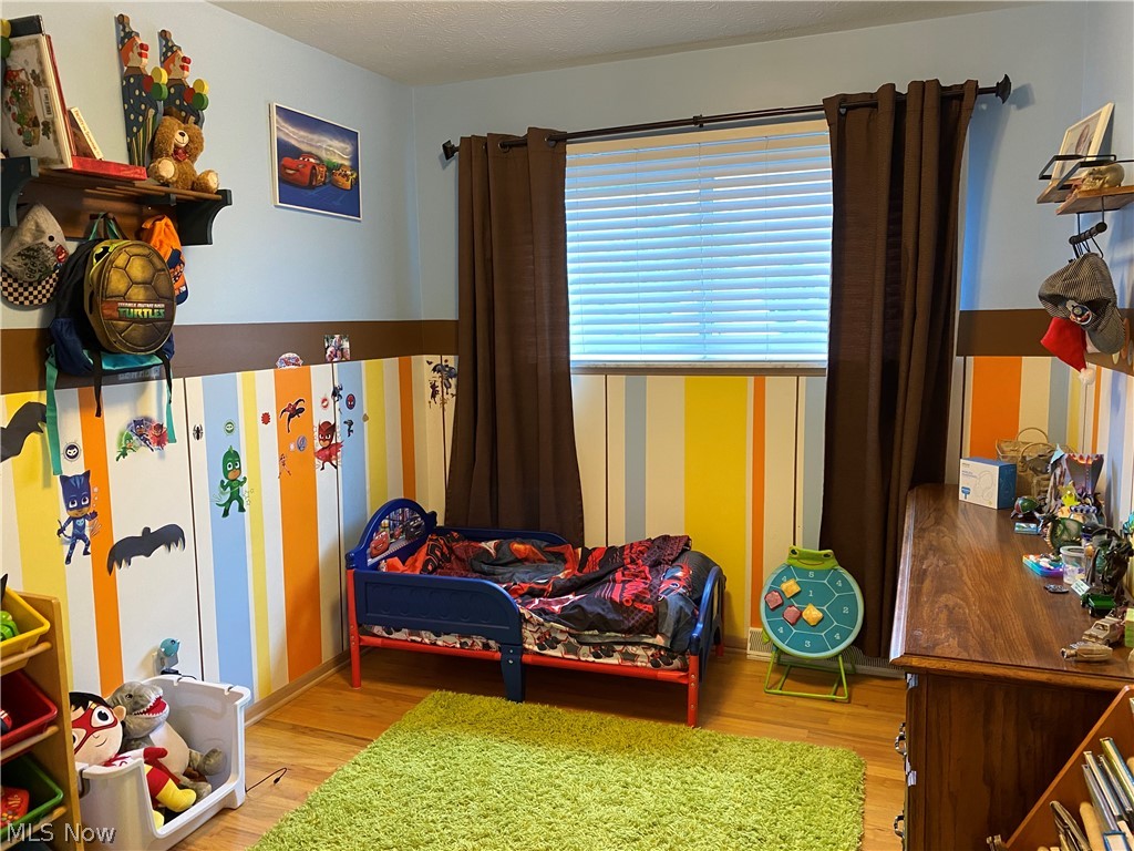 14184 Sheldon Road Cleveland, OH 44142 - Photo 12 of 29