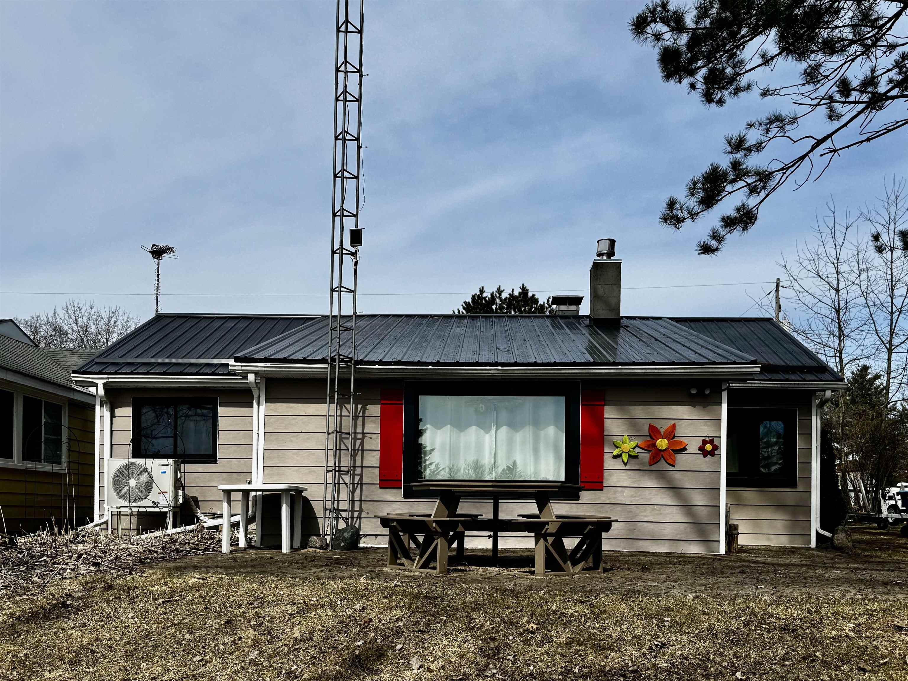 6740 North Ridge Road Harrison, MI 48625 - Photo 11 of 35