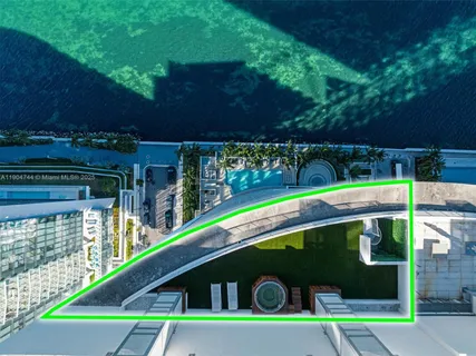 a view of outdoor space