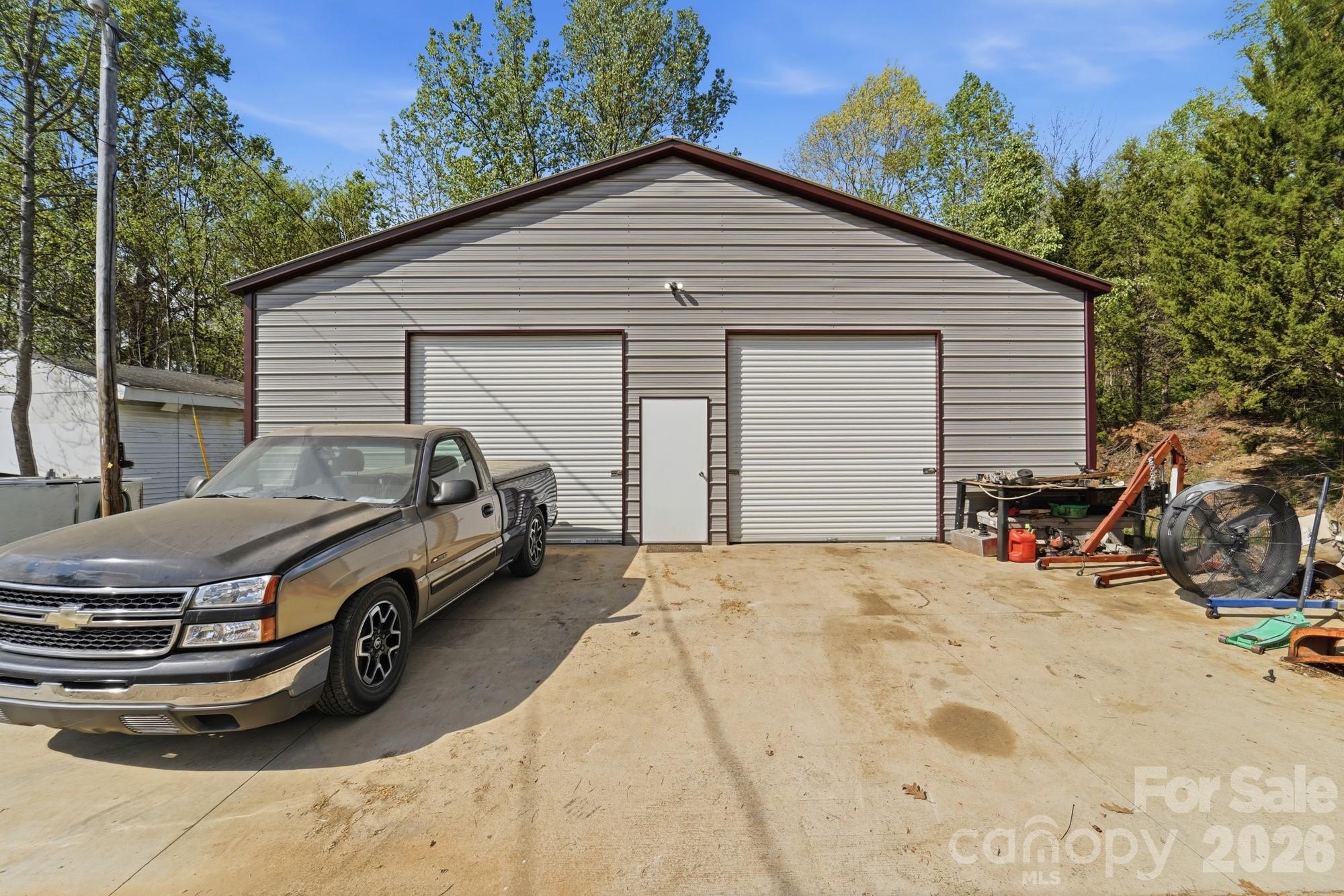 215 Jim Patterson Road Kings Mountain, NC 28086 - Photo 3 of 33
