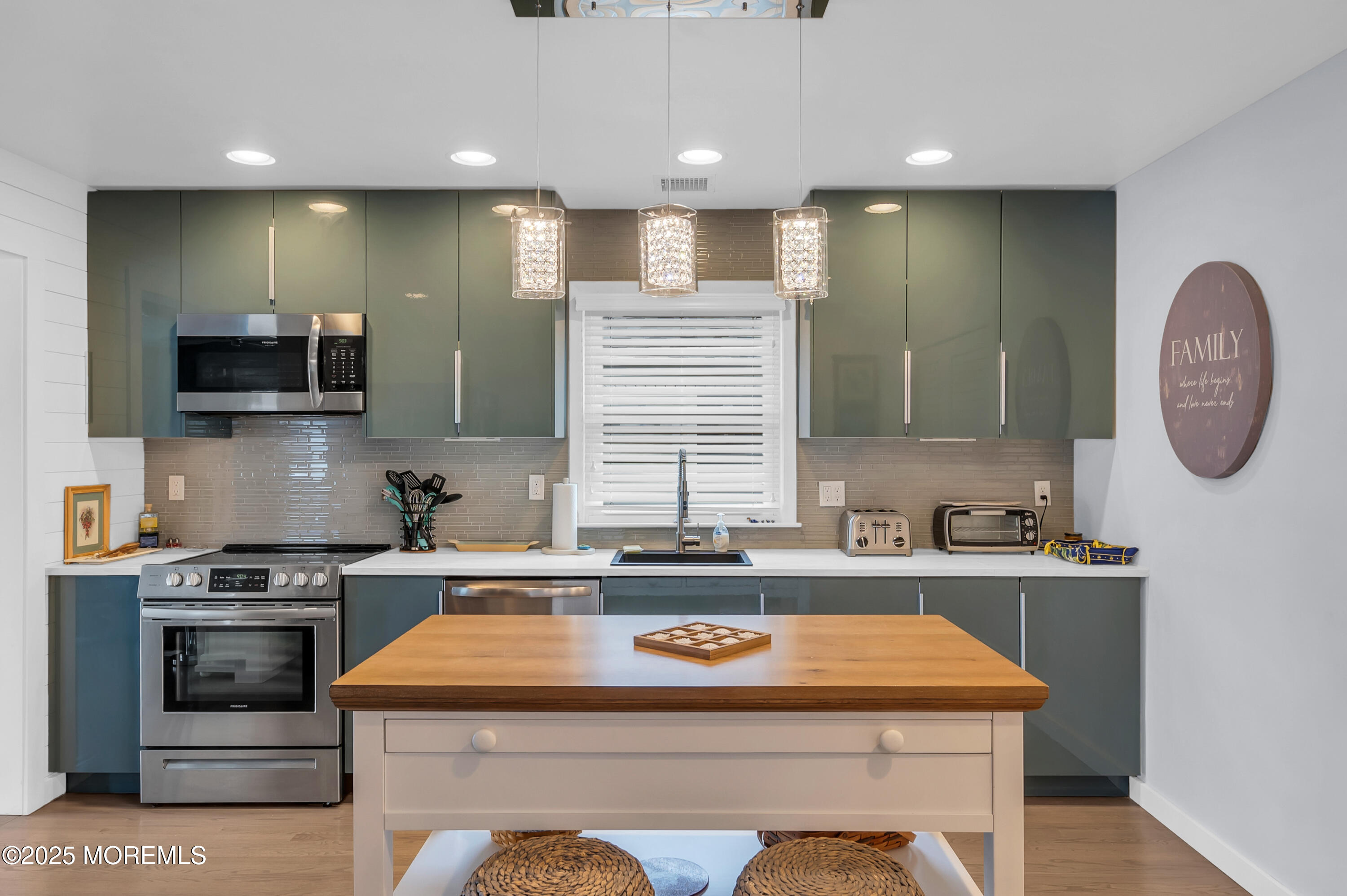 11 Sturgis Road Lavallette, NJ 08735 - Photo 11 of 56 Kitchen 1-2