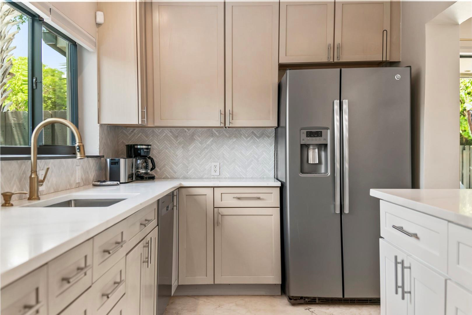 1908 Northeast 27th Street Wilton Manors, FL 33306 - Photo 12 of 38 Stainless steel appliances....