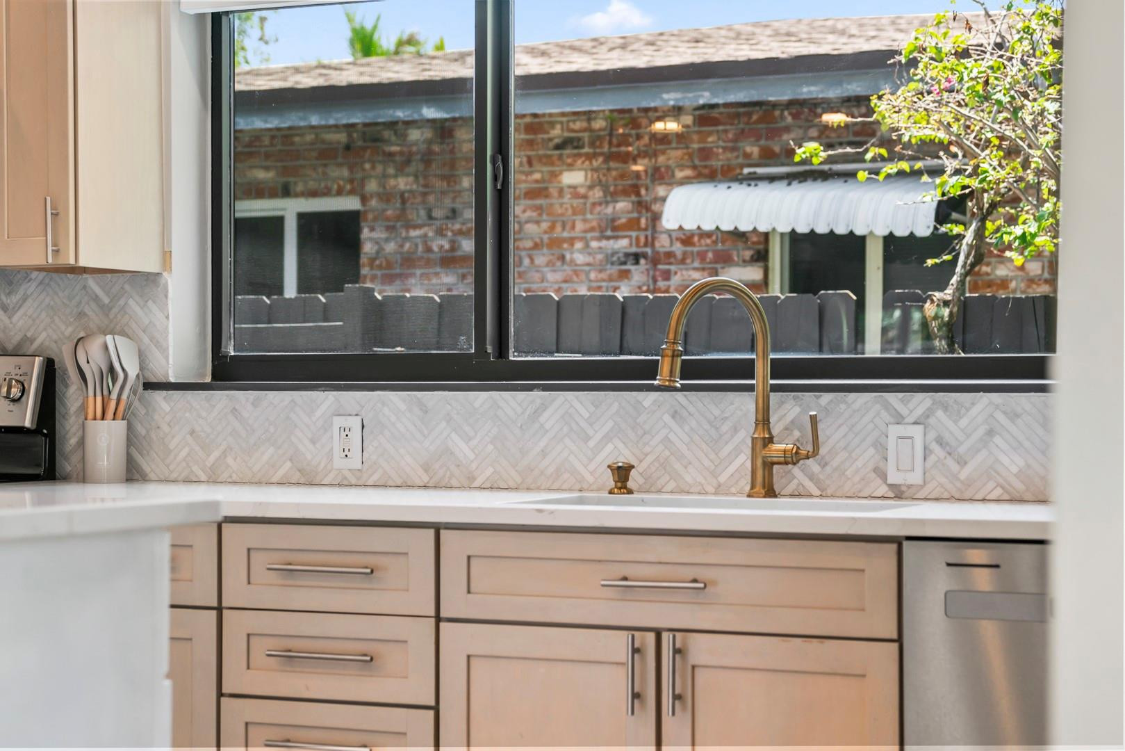 1908 Northeast 27th Street Wilton Manors, FL 33306 - Photo 15 of 38 Photo 15