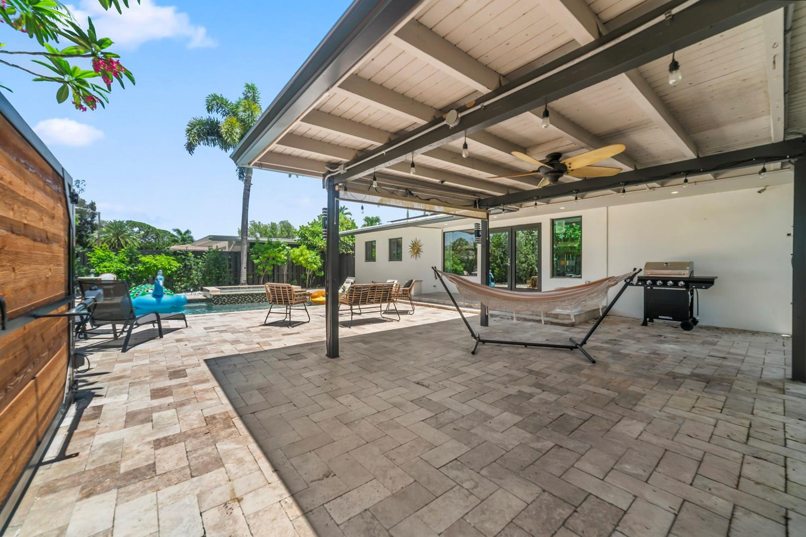 1908 Northeast 27th Street Wilton Manors, FL 33306 - Photo 32 of 38 Covered entertaining area....