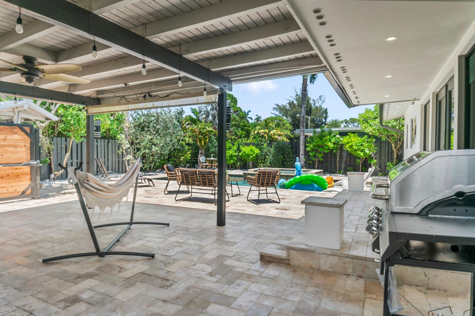 1908 Northeast 27th Street Wilton Manors, FL 33306 - Photo 33 of 38 Photo 33