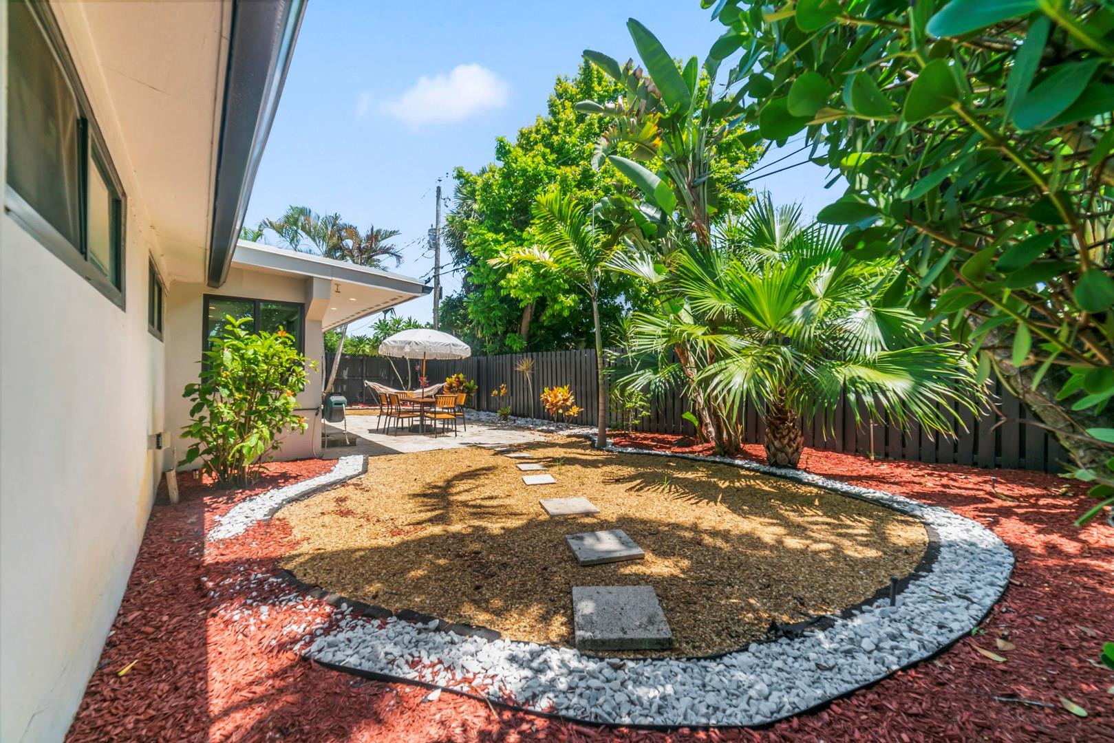 1908 Northeast 27th Street Wilton Manors, FL 33306 - Photo 36 of 38 Additional backyard space....