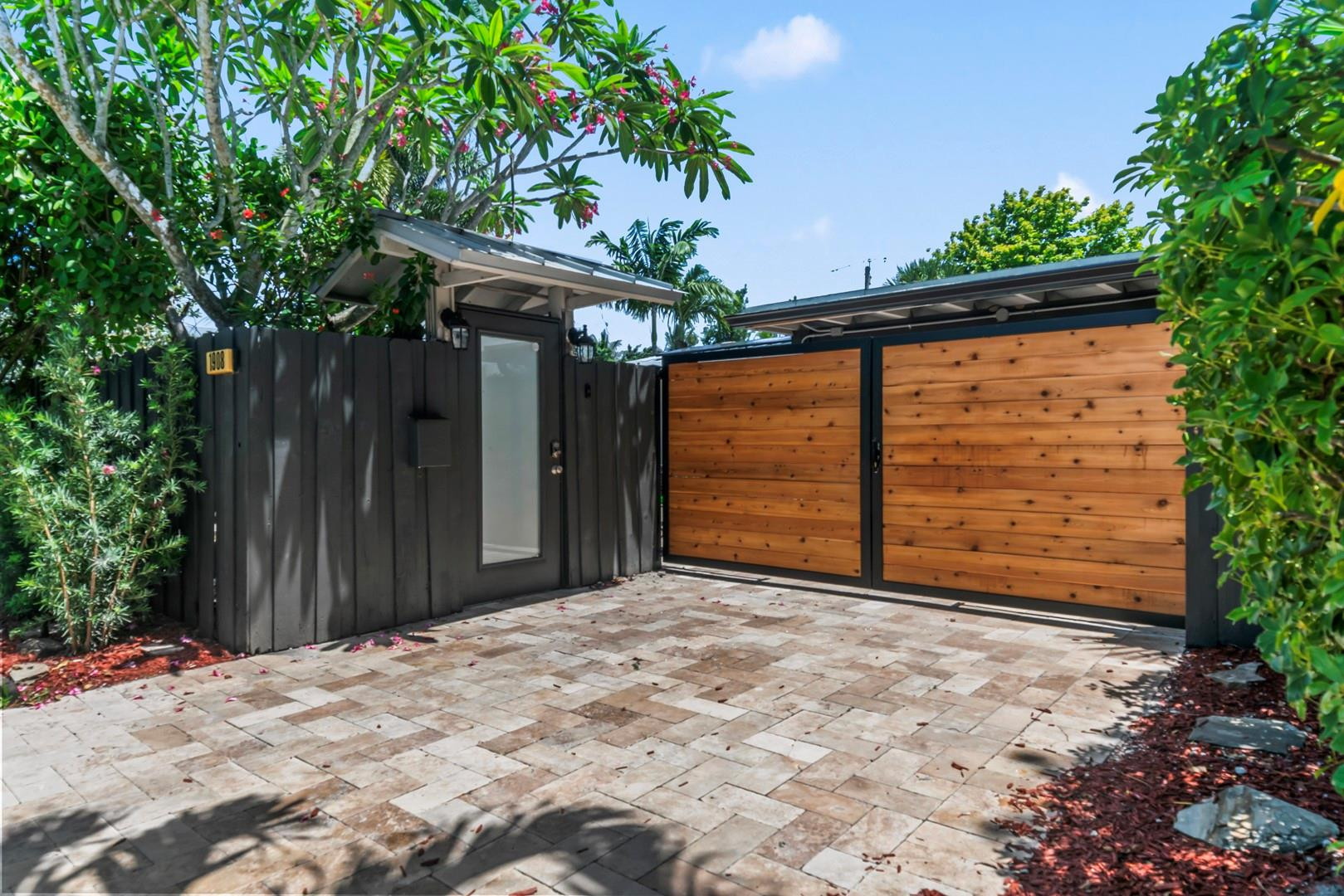 1908 Northeast 27th Street Wilton Manors, FL 33306 - Photo 37 of 38 Photo 37