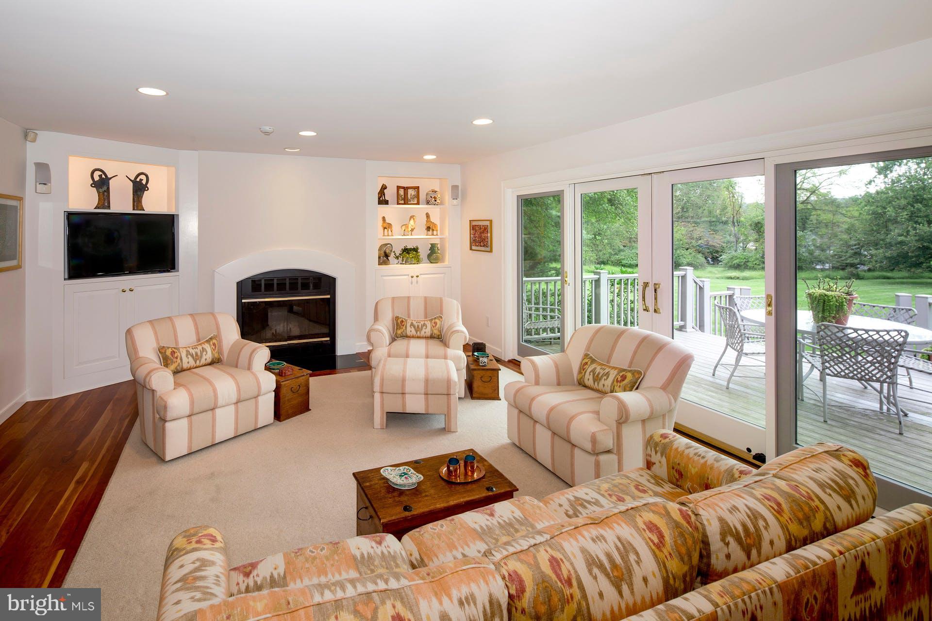 1655 Wildberry Road Bethlehem, PA 18015 - Photo 15 of 29 Gallery Image 15