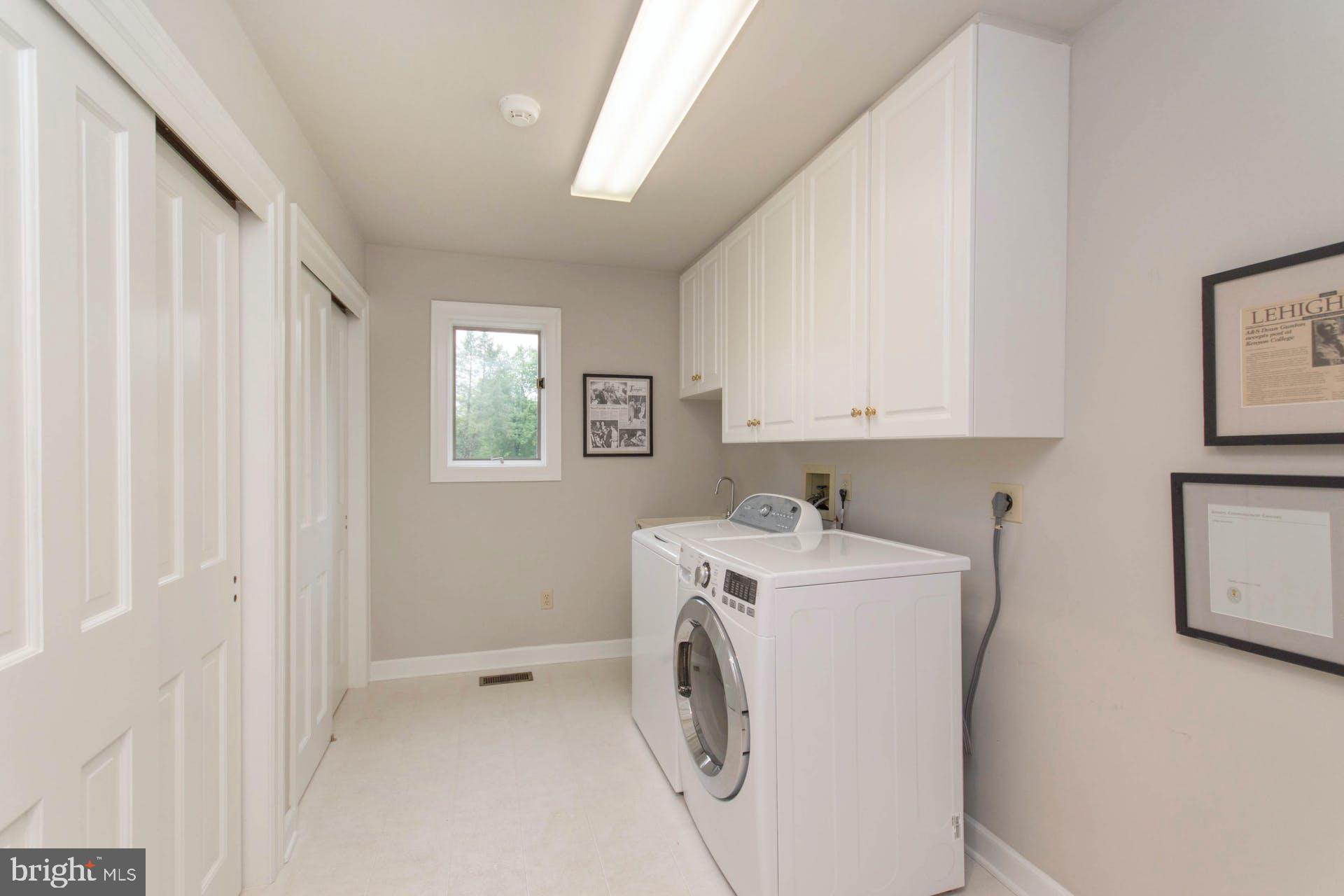 1655 Wildberry Road Bethlehem, PA 18015 - Photo 17 of 29 Gallery Image 17
