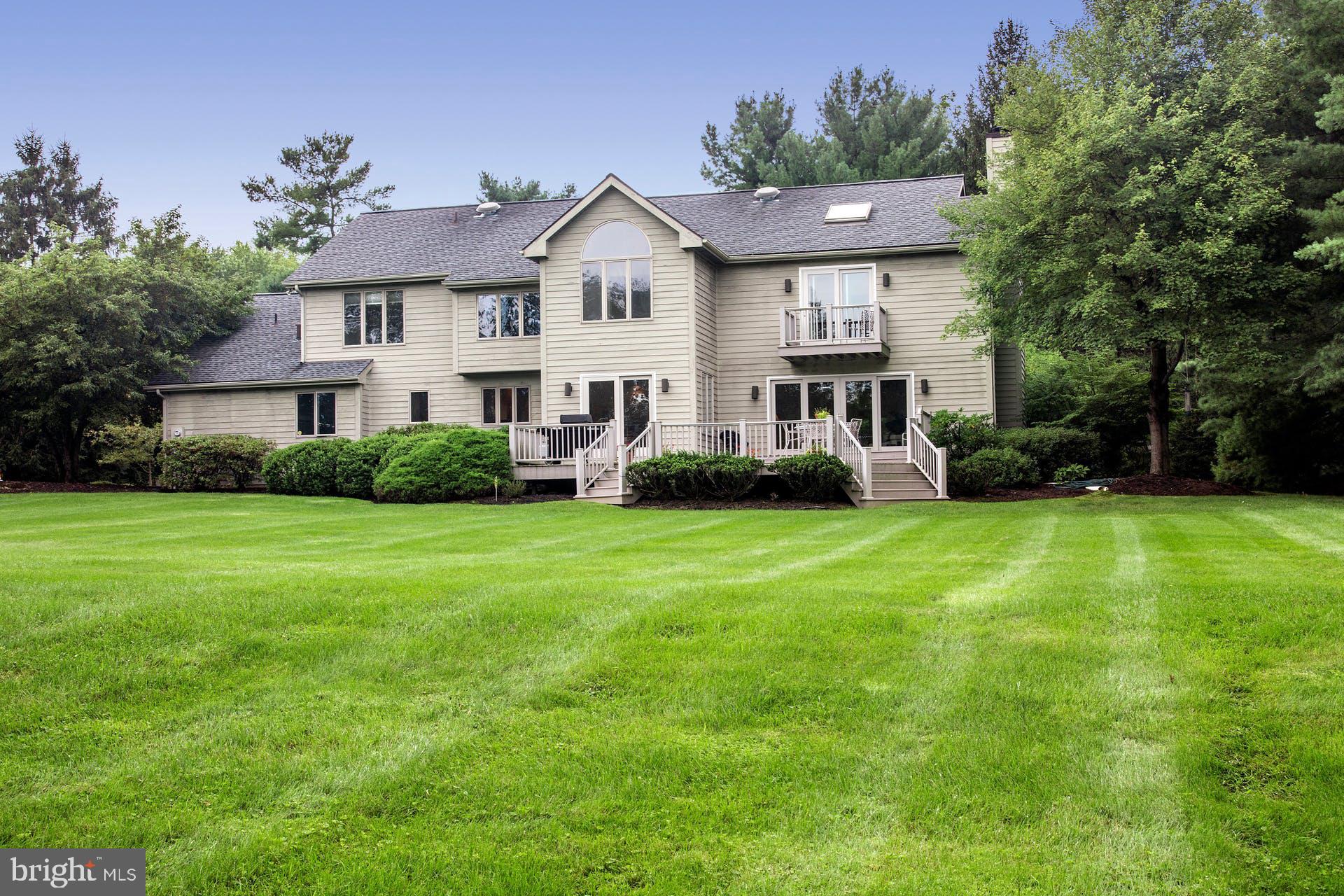 1655 Wildberry Road Bethlehem, PA 18015 - Photo 5 of 29 Gallery Image 5