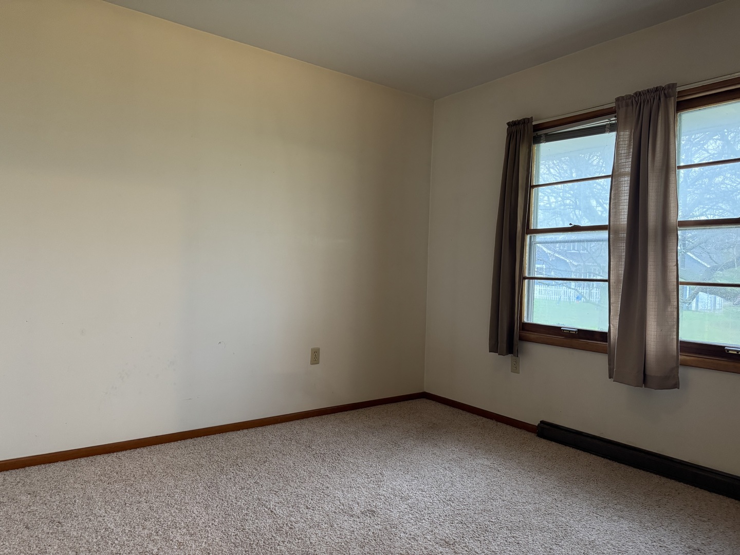 101 West High Street La Moille, IL 61330 - Photo 16 of 34 an empty room with a window