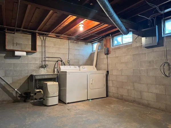 $119,900 | 101 West High Street, La Moille, IL 61330