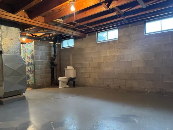 $119,900 | 101 West High Street, La Moille, IL 61330