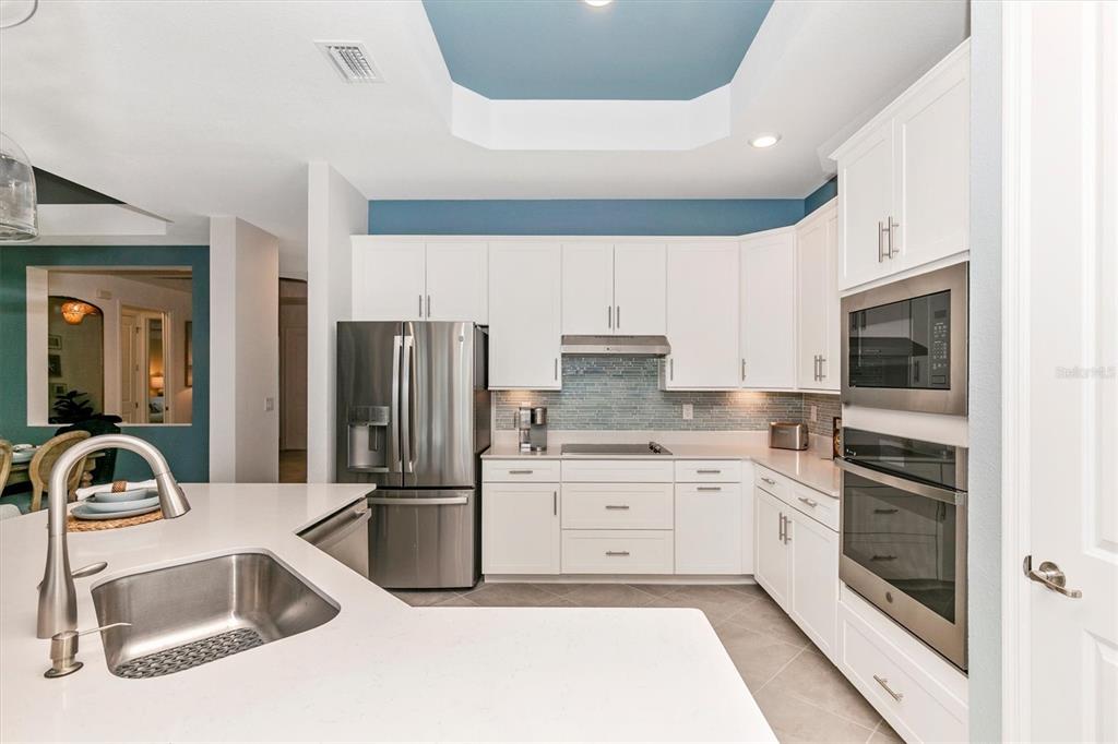 17180 Jadestone Court Venice, FL 34293 - Photo 2 of 98