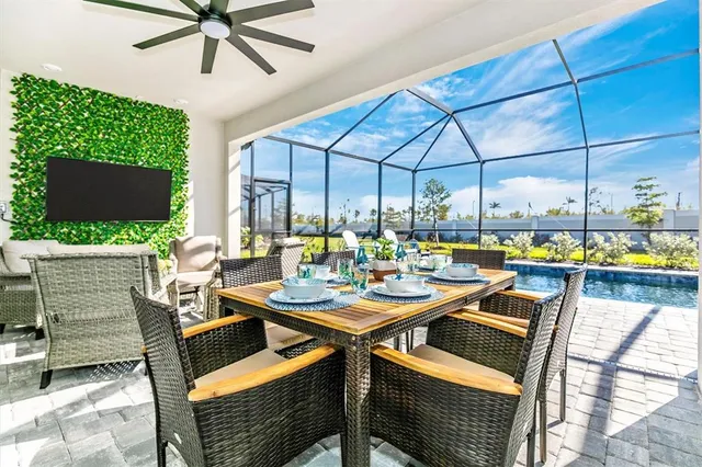 a view of a park with entertaining space