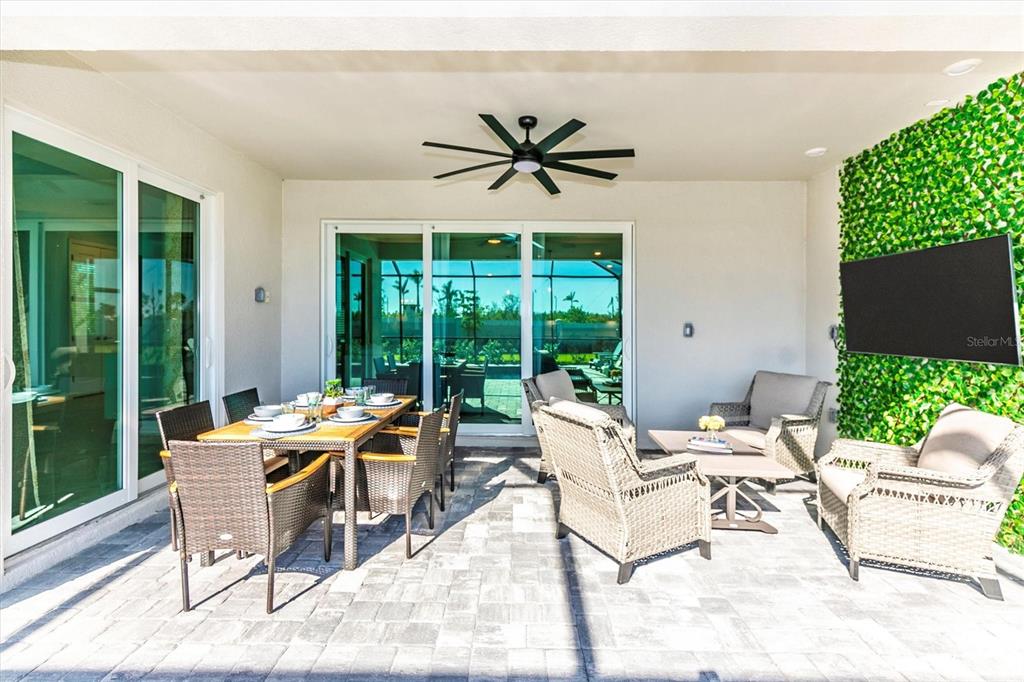 17180 Jadestone Court Venice, FL 34293 - Photo 40 of 98 a outdoor space with lots of tables and chairs