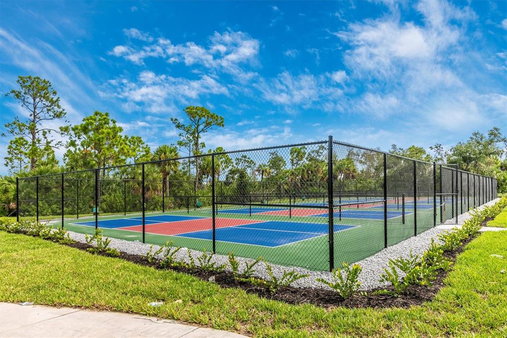 17180 Jadestone Court Venice, FL 34293 - Photo 63 of 98 a view of a park with entertaining space