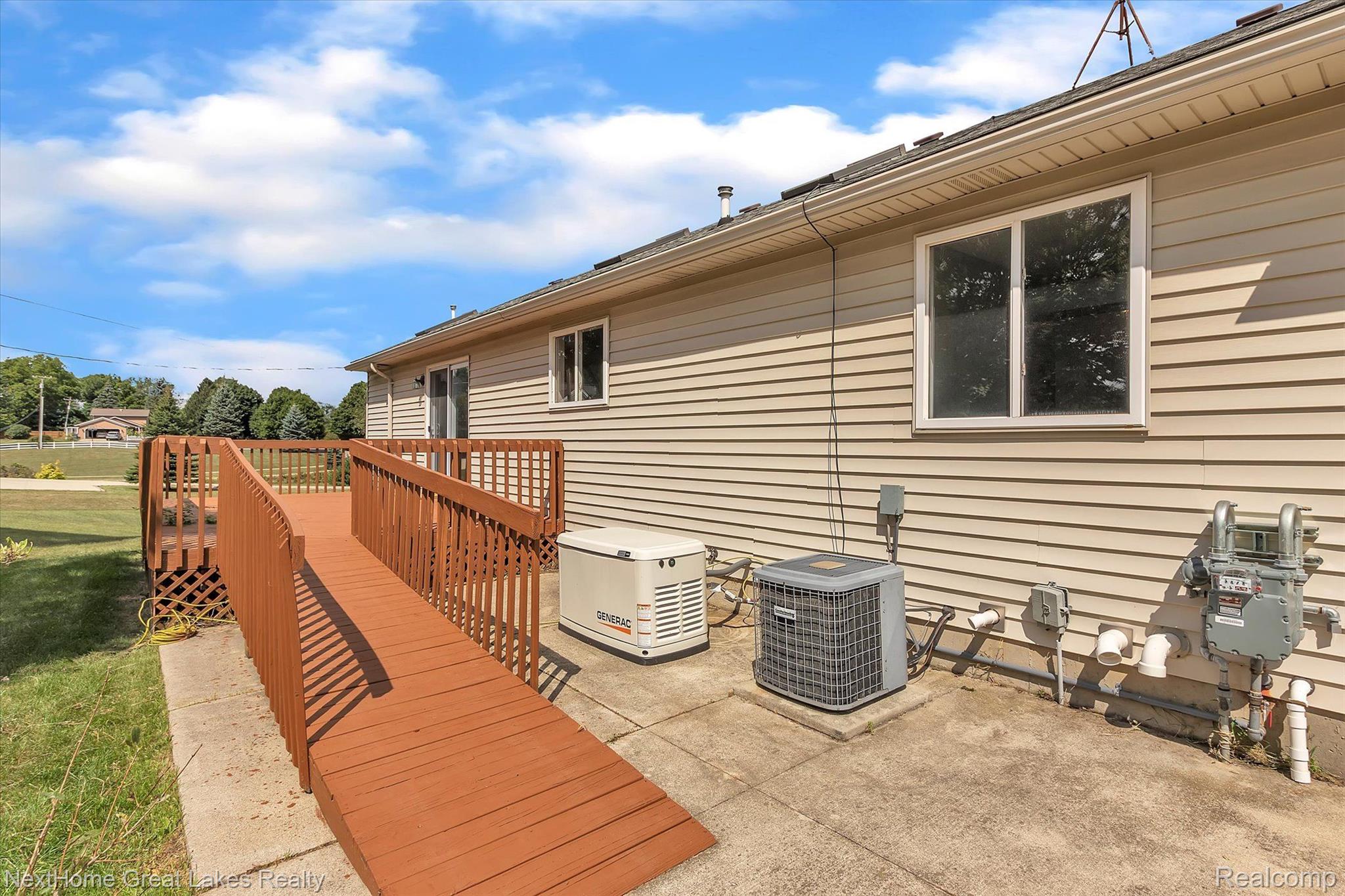7475 Hall Road Davisburg, MI 48350 - Photo 46 of 48