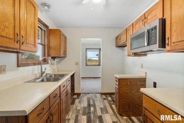 $135,000 | 42 Bowed Tree Road, Stonefort, IL 62987