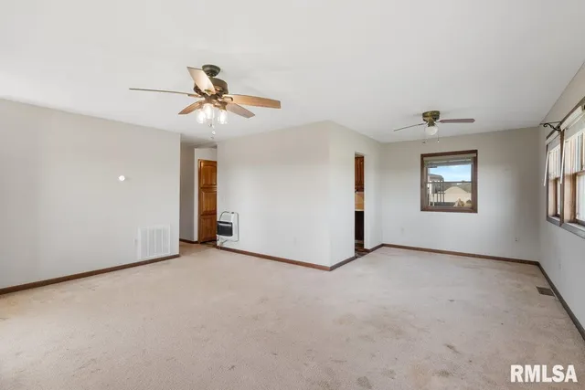 $135,000 | 42 Bowed Tree Road, Stonefort, IL 62987